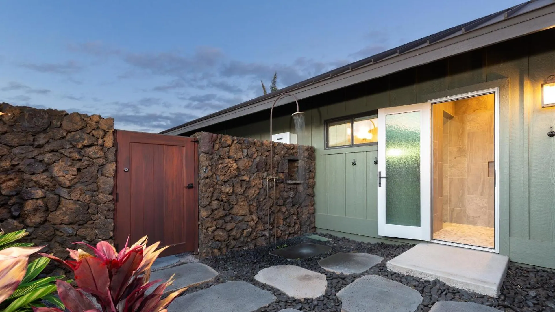 Dom wakacyjny Aloha Paradise Glorious 4Br Ainamalu Home With Private Pool And Spa Waikoloa